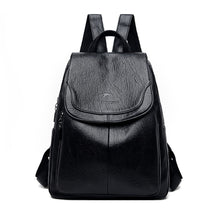 Mochila Feminina de Couro - Luana