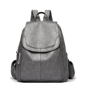 Mochila Feminina de Couro - Luana